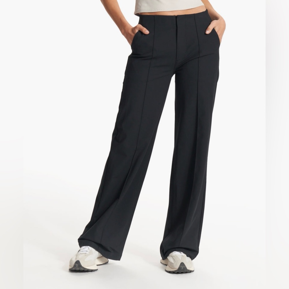 NEW VUORI womens meta wideleg